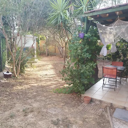 Le Yuka Entre Et Montagne Montesquieu (Pyrenees-Orientales)